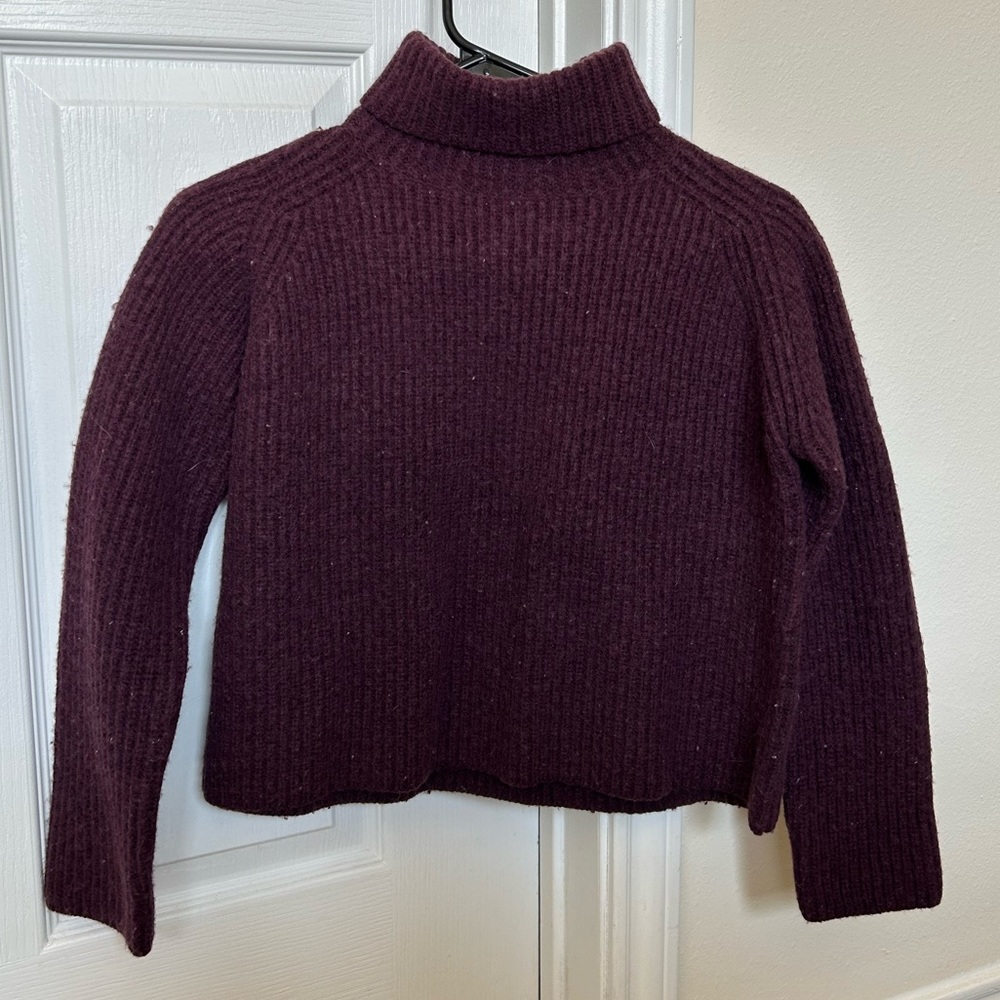 Old Navy Women's Turtleneck Cropped Sweater - Deep Purple